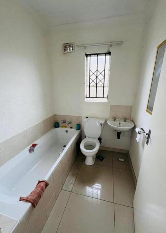 To Let 2 Bedroom Property for Rent in Salfin Gauteng