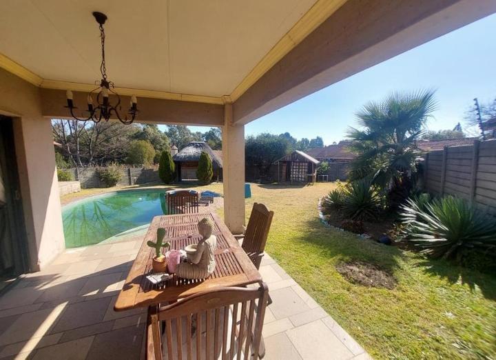 To Let 3 Bedroom Property for Rent in Birch Acres Gauteng