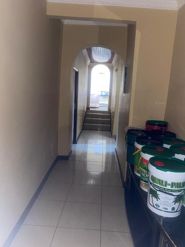 To Let 4 Bedroom Property for Rent in Bezuidenhout Valley Gauteng