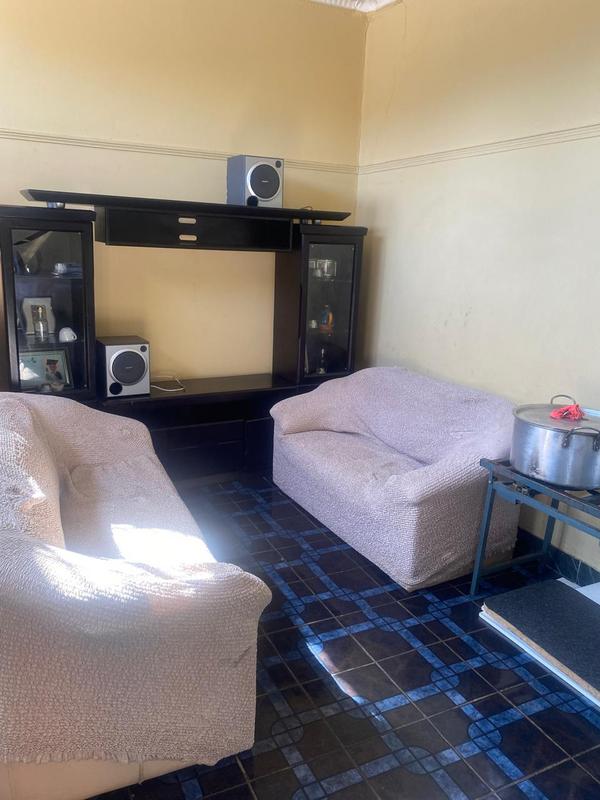 To Let 4 Bedroom Property for Rent in Bezuidenhout Valley Gauteng
