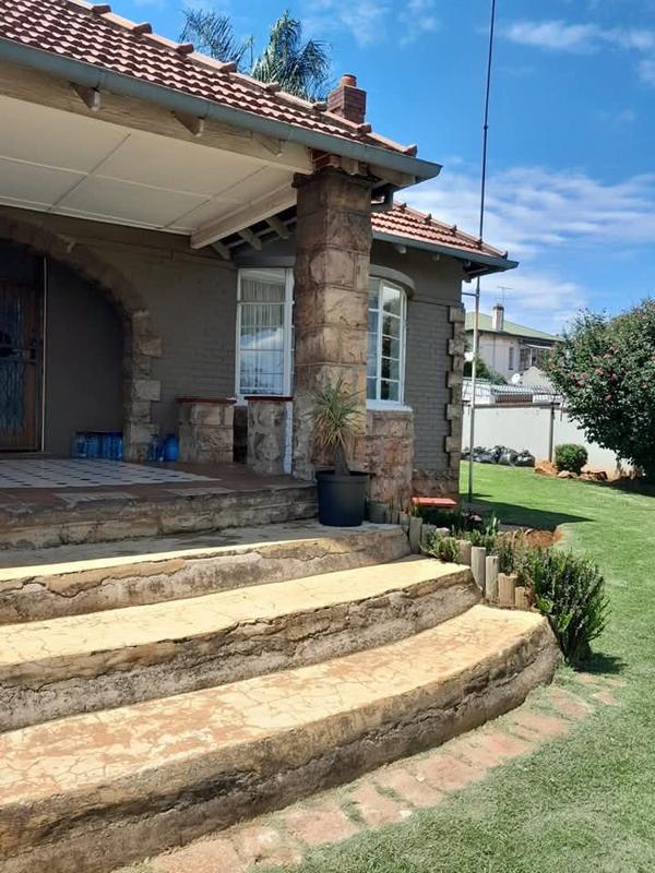 To Let 4 Bedroom Property for Rent in Kensington Gauteng