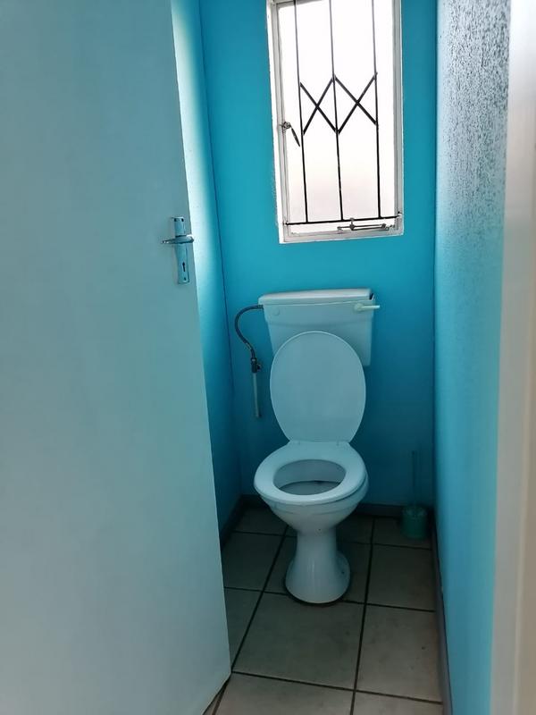 To Let 2 Bedroom Property for Rent in Protea Glen Gauteng