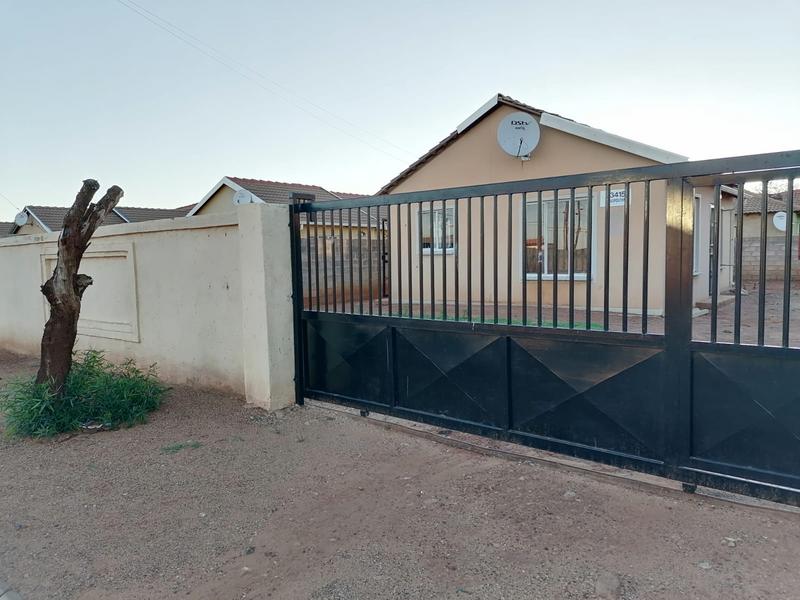 To Let 2 Bedroom Property for Rent in Protea Glen Gauteng