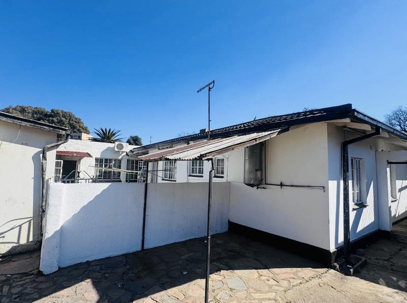 3 Bedroom Property for Sale in Wychwood Gauteng