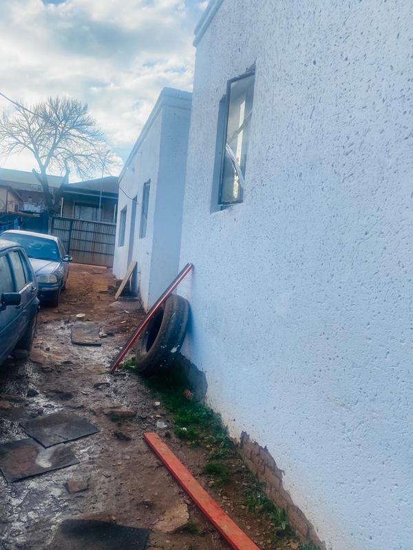 10 Bedroom Property for Sale in Judiths Paarl Gauteng