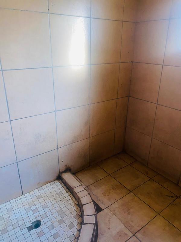 10 Bedroom Property for Sale in Judiths Paarl Gauteng