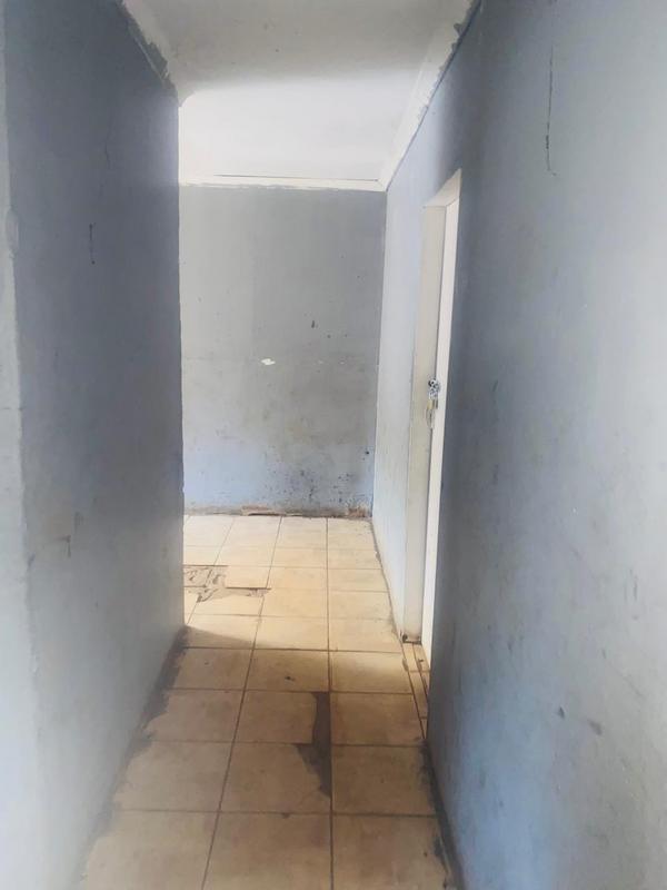 10 Bedroom Property for Sale in Judiths Paarl Gauteng