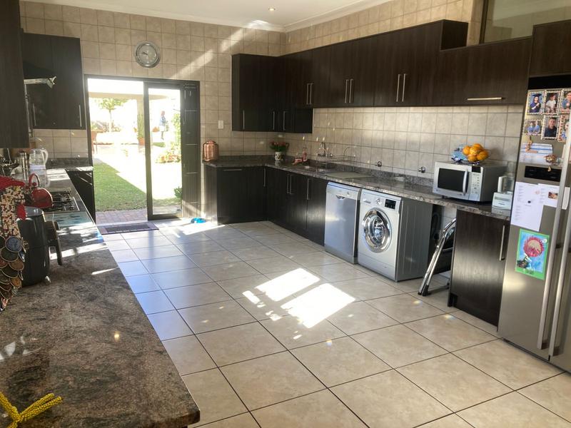 4 Bedroom Property for Sale in Kensington Gauteng