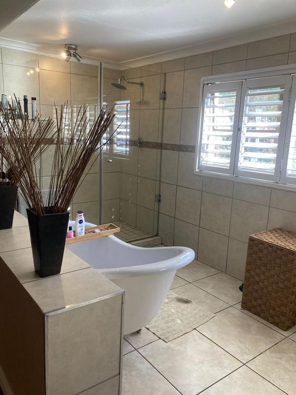 4 Bedroom Property for Sale in Kensington Gauteng