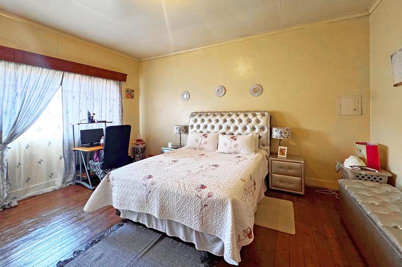3 Bedroom Property for Sale in Orange Grove Gauteng