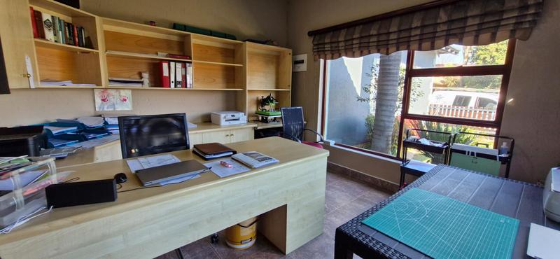 3 Bedroom Property for Sale in Sonneveld Gauteng