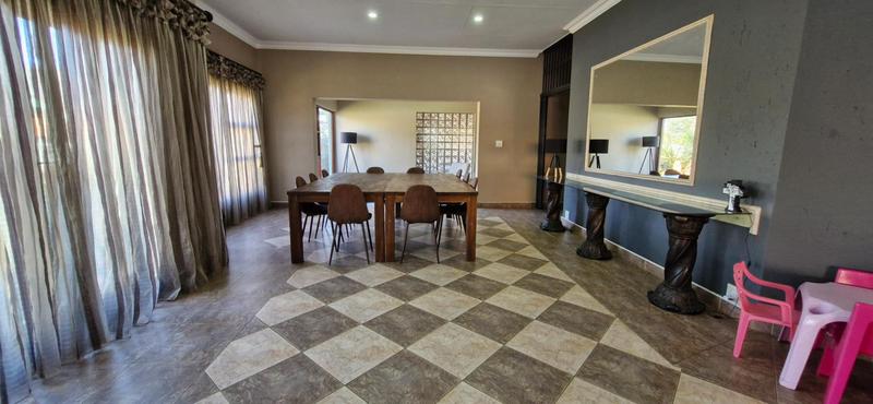 3 Bedroom Property for Sale in Sonneveld Gauteng