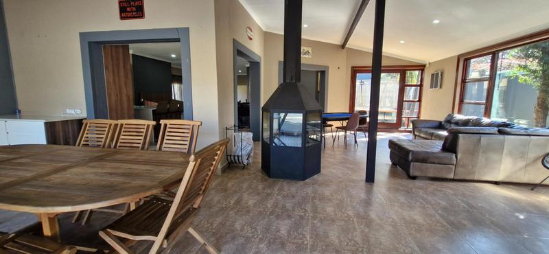 3 Bedroom Property for Sale in Sonneveld Gauteng