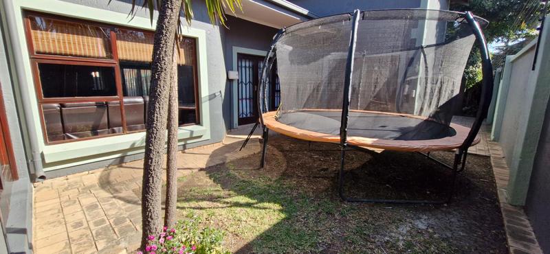 3 Bedroom Property for Sale in Sonneveld Gauteng