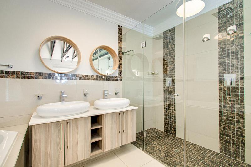 To Let 3 Bedroom Property for Rent in Broadacres Gauteng