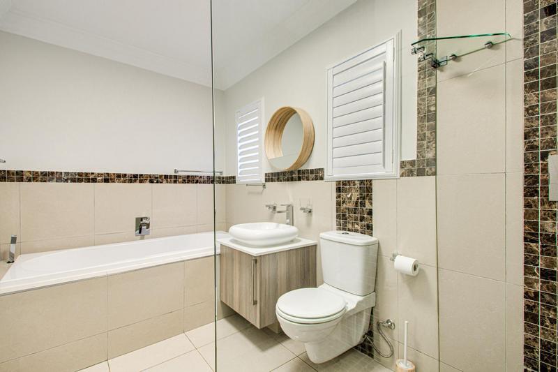 To Let 3 Bedroom Property for Rent in Broadacres Gauteng
