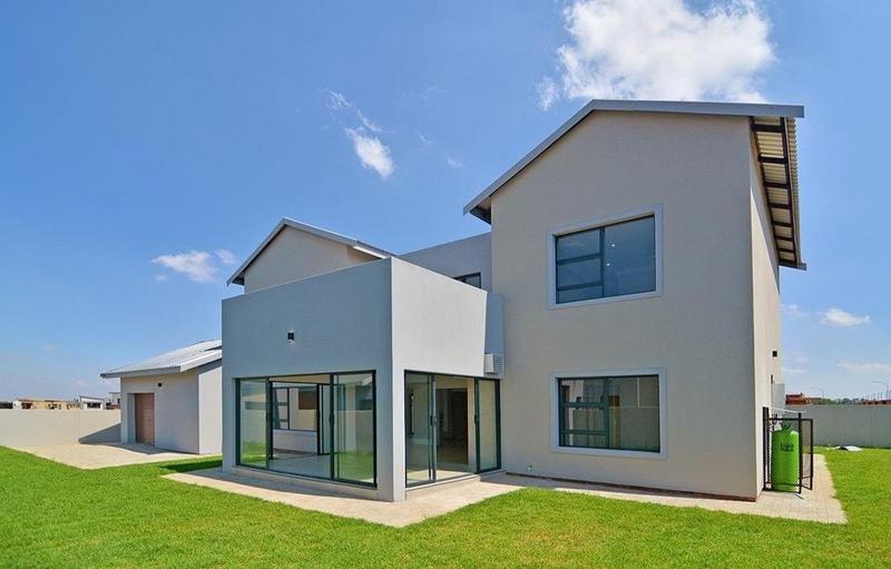 To Let 4 Bedroom Property for Rent in Swallow Hills Lifestyle Estate Gauteng