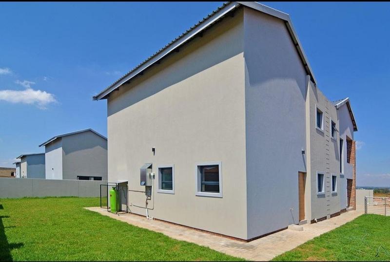 To Let 4 Bedroom Property for Rent in Swallow Hills Lifestyle Estate Gauteng