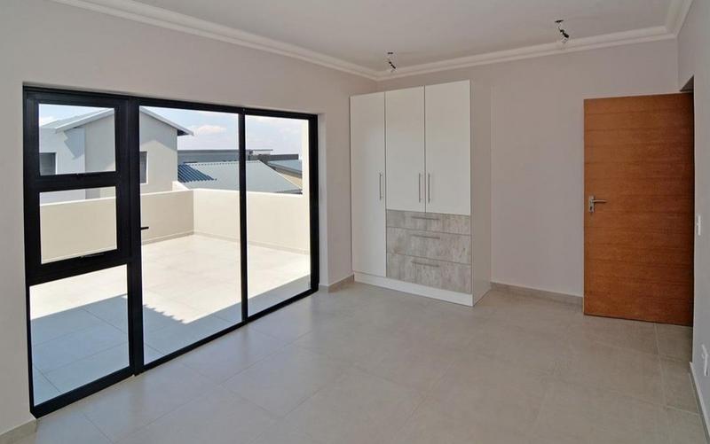 To Let 4 Bedroom Property for Rent in Swallow Hills Lifestyle Estate Gauteng