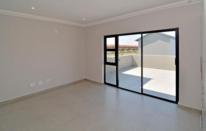 To Let 4 Bedroom Property for Rent in Swallow Hills Lifestyle Estate Gauteng