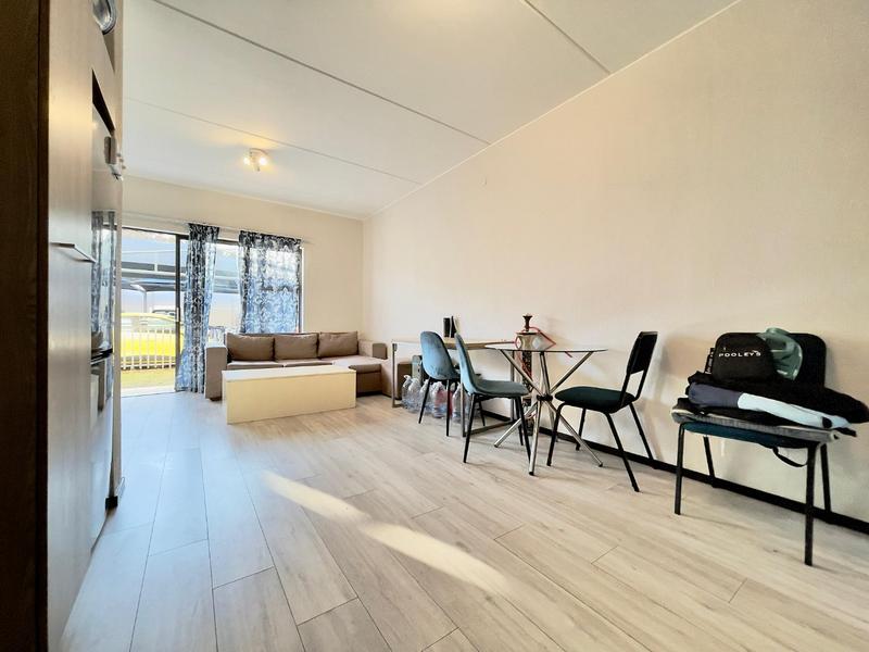 2 Bedroom Property for Sale in Broadacres Gauteng