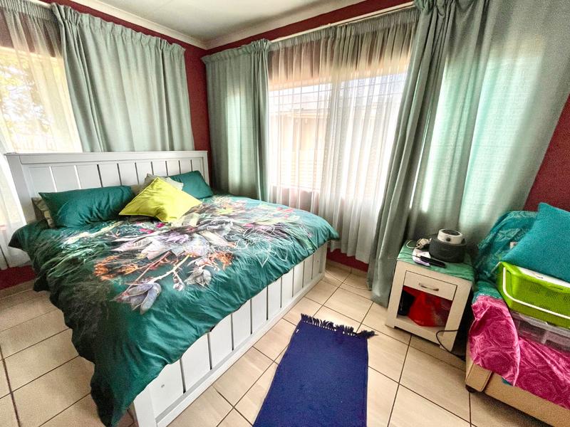 4 Bedroom Property for Sale in Krugersdorp North Gauteng