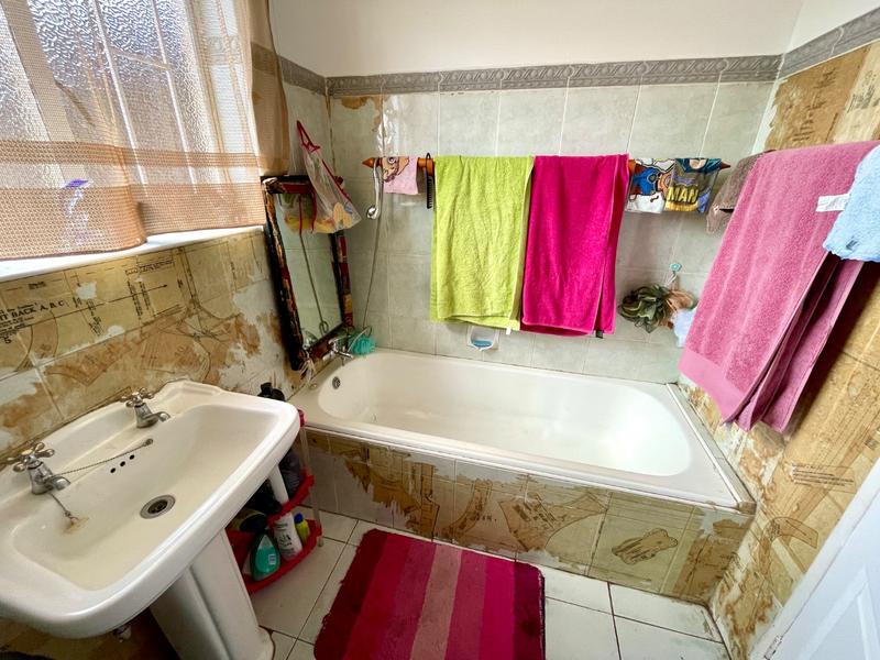 4 Bedroom Property for Sale in Krugersdorp North Gauteng