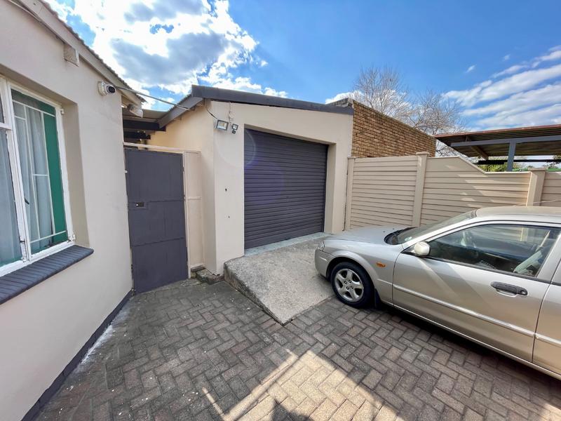 4 Bedroom Property for Sale in Krugersdorp North Gauteng