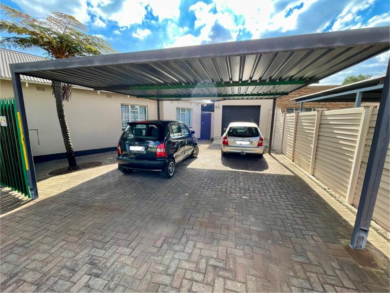 4 Bedroom Property for Sale in Krugersdorp North Gauteng