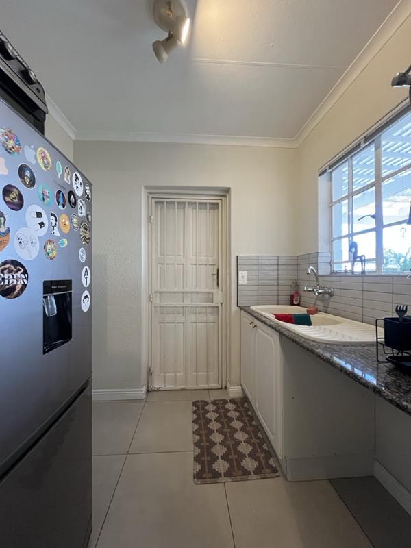 To Let 2 Bedroom Property for Rent in Waterkloof Ridge Gauteng
