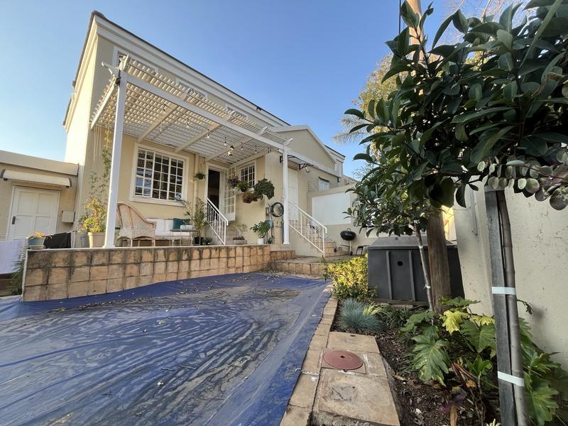 To Let 2 Bedroom Property for Rent in Waterkloof Ridge Gauteng