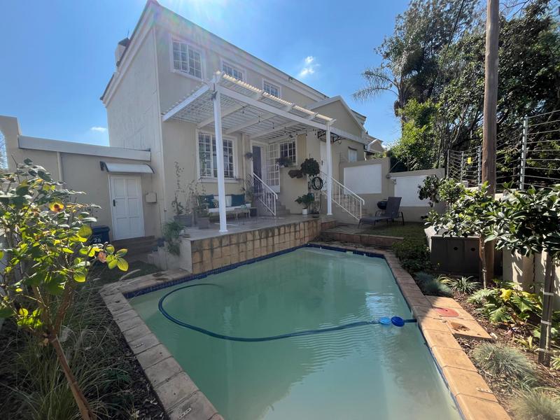 2 Bedroom Property for Sale in Waterkloof Ridge Gauteng