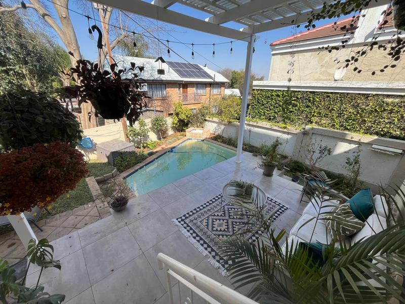 2 Bedroom Property for Sale in Waterkloof Ridge Gauteng