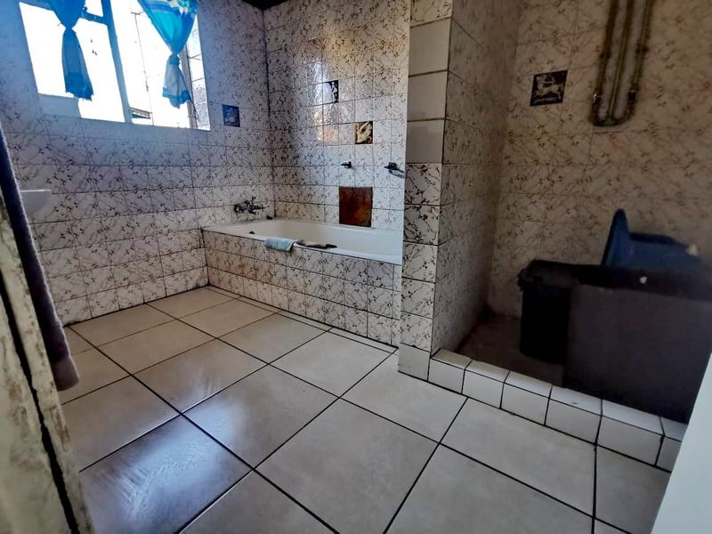 3 Bedroom Property for Sale in Selection Park Gauteng
