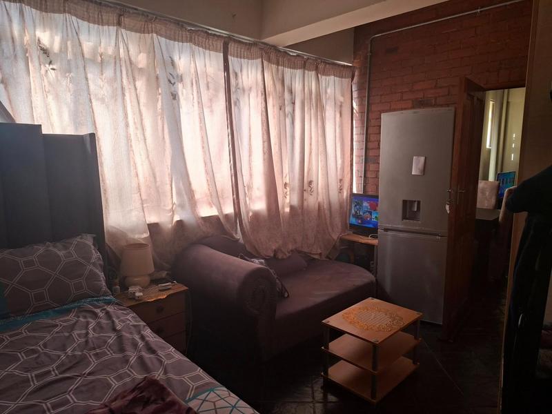 2 Bedroom Property for Sale in Johannesburg Gauteng