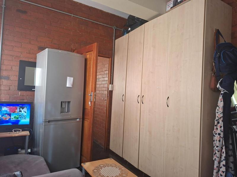 2 Bedroom Property for Sale in Johannesburg Gauteng