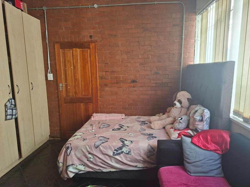 2 Bedroom Property for Sale in Johannesburg Gauteng