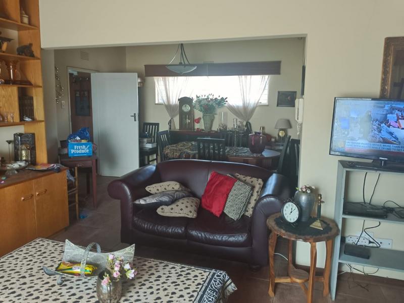 To Let 3 Bedroom Property for Rent in Greenhills Gauteng