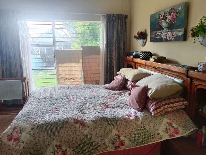 To Let 3 Bedroom Property for Rent in Greenhills Gauteng