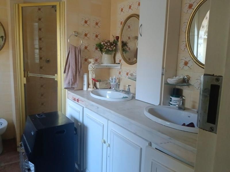 To Let 3 Bedroom Property for Rent in Greenhills Gauteng