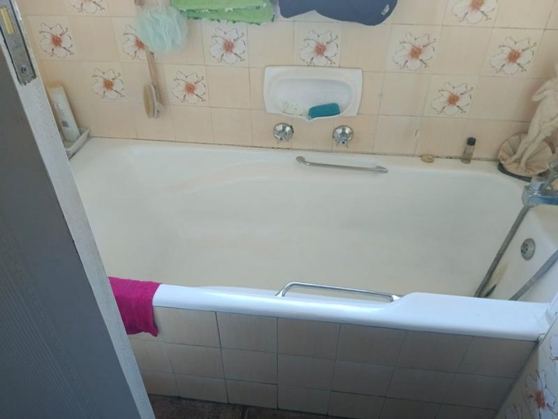 To Let 3 Bedroom Property for Rent in Greenhills Gauteng