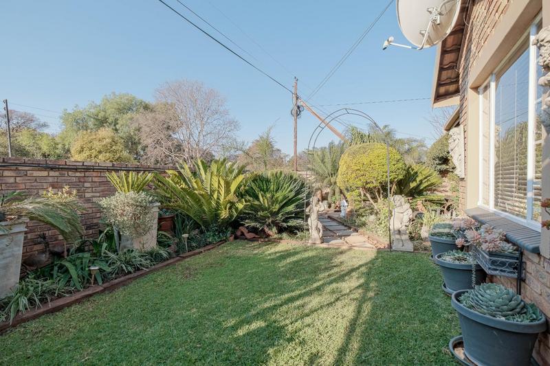 3 Bedroom Property for Sale in Wierdaglen Estate Gauteng