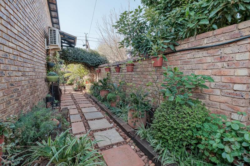 3 Bedroom Property for Sale in Wierdaglen Estate Gauteng