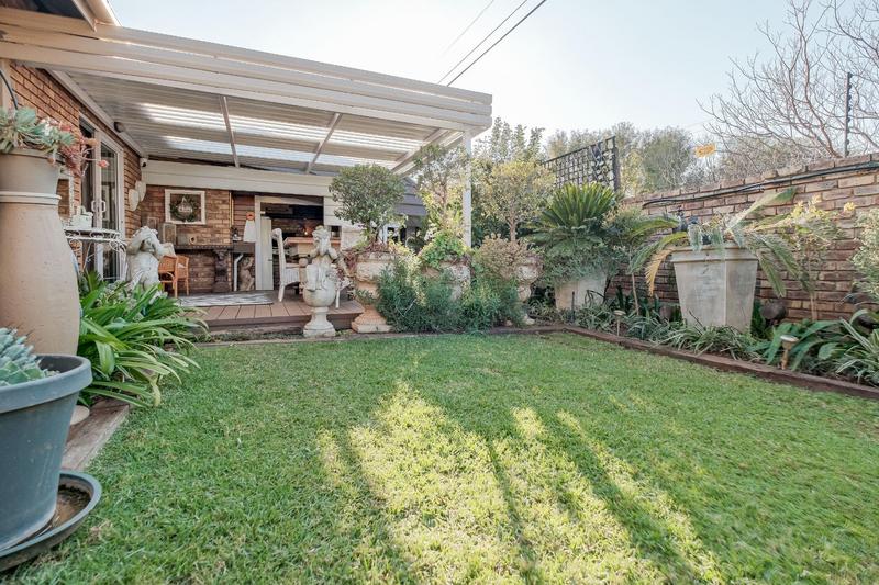 3 Bedroom Property for Sale in Wierdaglen Estate Gauteng
