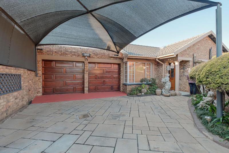 3 Bedroom Property for Sale in Wierdaglen Estate Gauteng