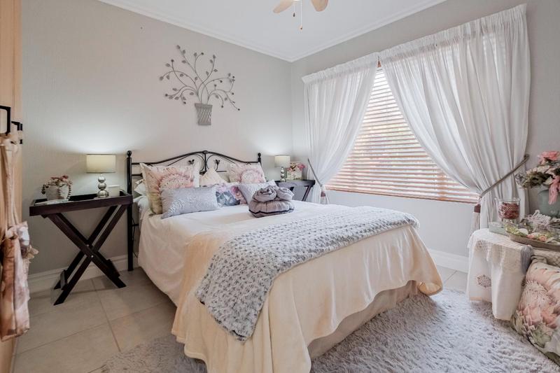3 Bedroom Property for Sale in Wierdaglen Estate Gauteng