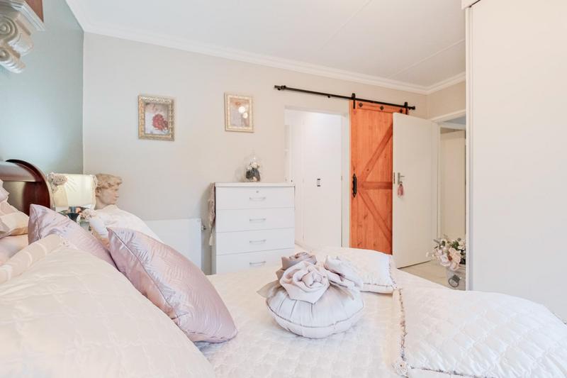 3 Bedroom Property for Sale in Wierdaglen Estate Gauteng