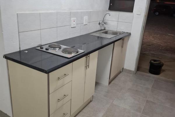 To Let 1 Bedroom Property for Rent in Protea Glen Gauteng