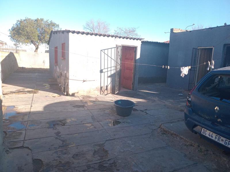 2 Bedroom Property for Sale in Mofolo Gauteng