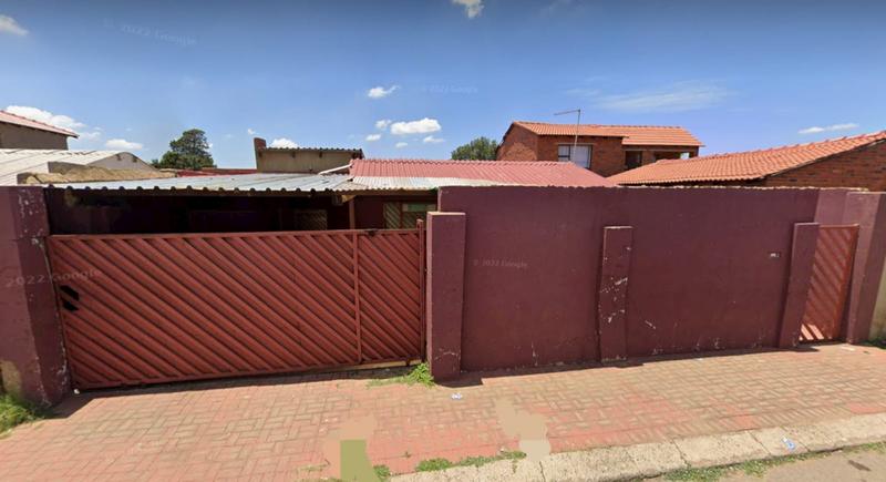 2 Bedroom Property for Sale in Senaoane Gauteng